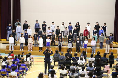 ３・４年生　合唱　「いつだって！」