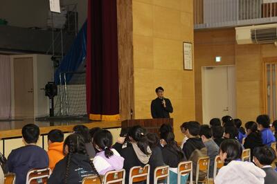 佐々木さんの楽しいお話に引き込まれました。